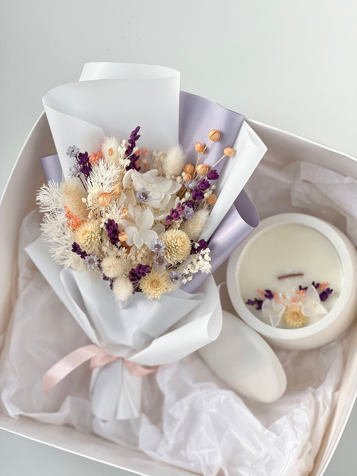 Scented Candle Gift Set with Dried Flowers
