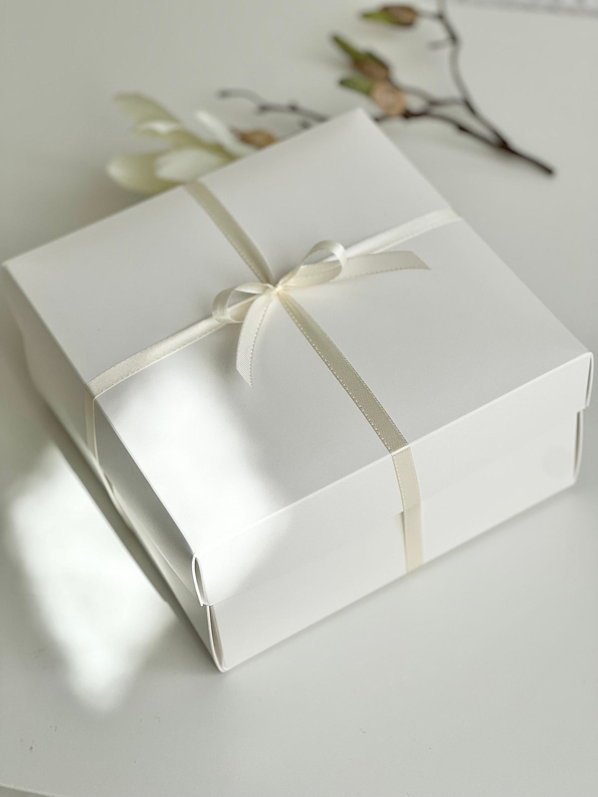Scented Candle Gift Set with Dried Flowers