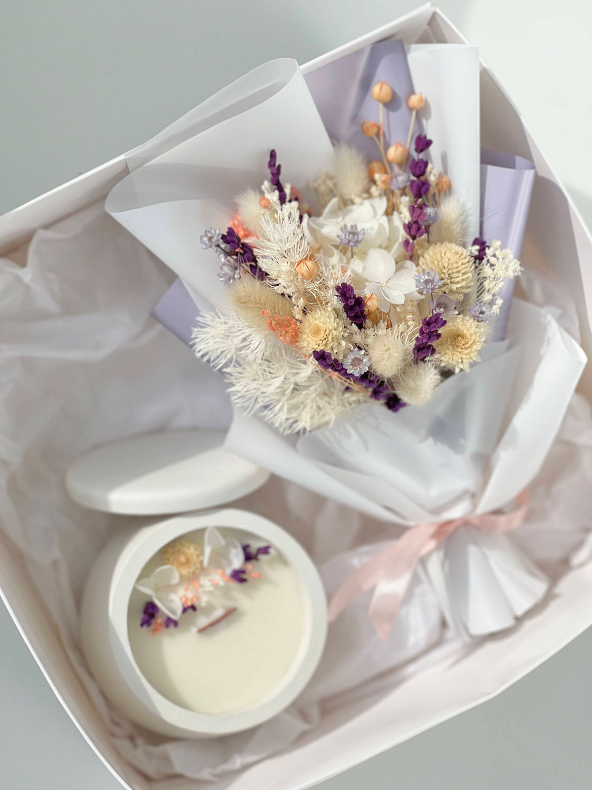 Scented Candle Gift Set with Dried Flowers