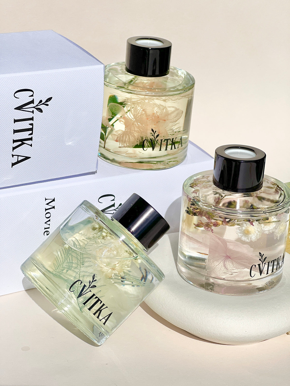 Botanical Reed Diffuser with Real Flowers
