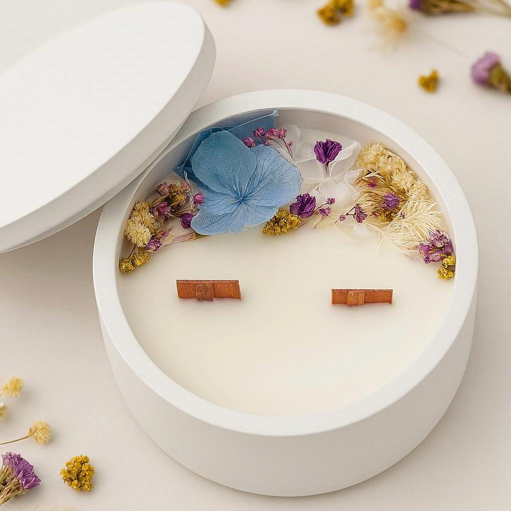Dried Flower Soy Candle in Concrete Jar